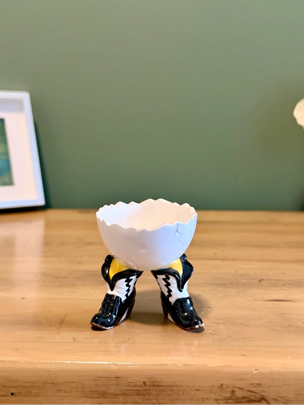 Dept 56 LEGGS Cowgirl Boot Egg Cup Cracked Eggshell Ring Holder